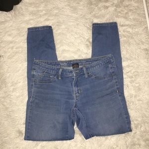 Mid rise skinny denim